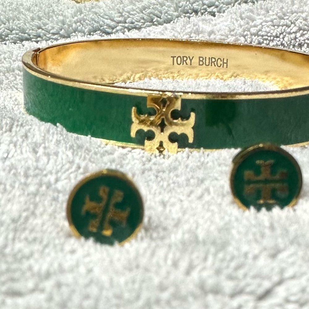 Tory Burch Green and Gold Jewelry Set